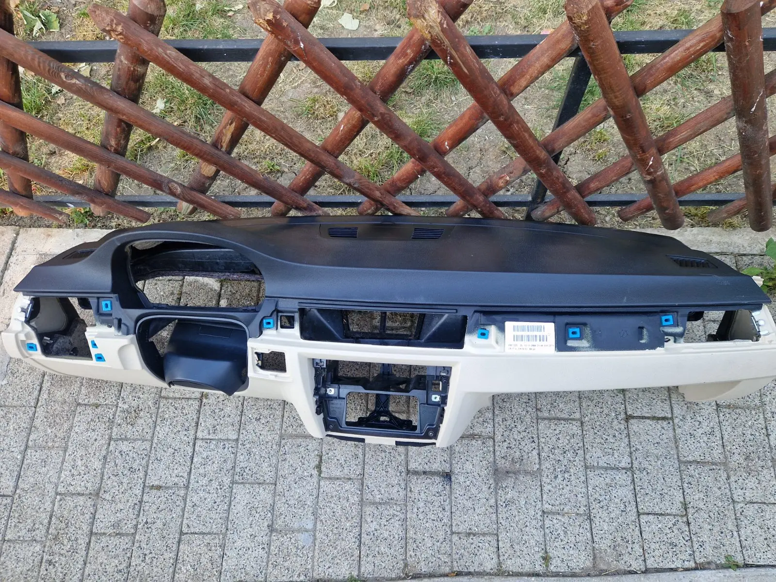 Imagine pentru Plansa bord cu airbag pasager BMW E90/91, E92/93