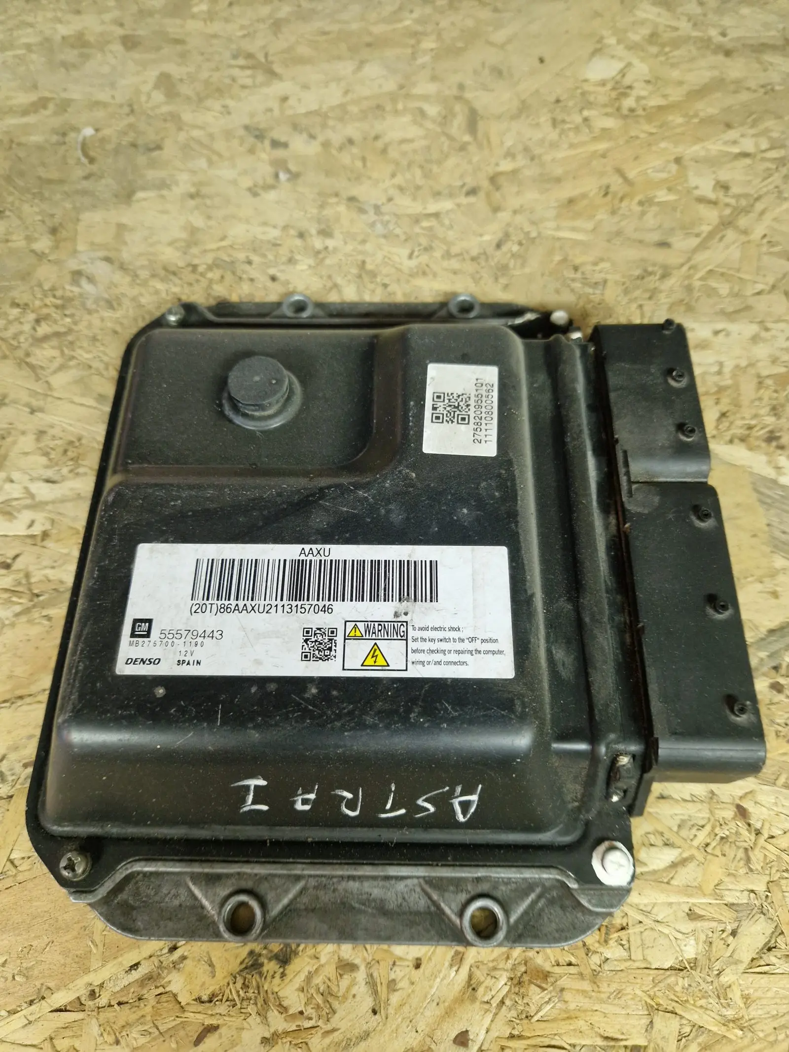 Imagine pentru Ecu Calculator Motor Astra J 1 7 Dtj 2011 Cod 55579443