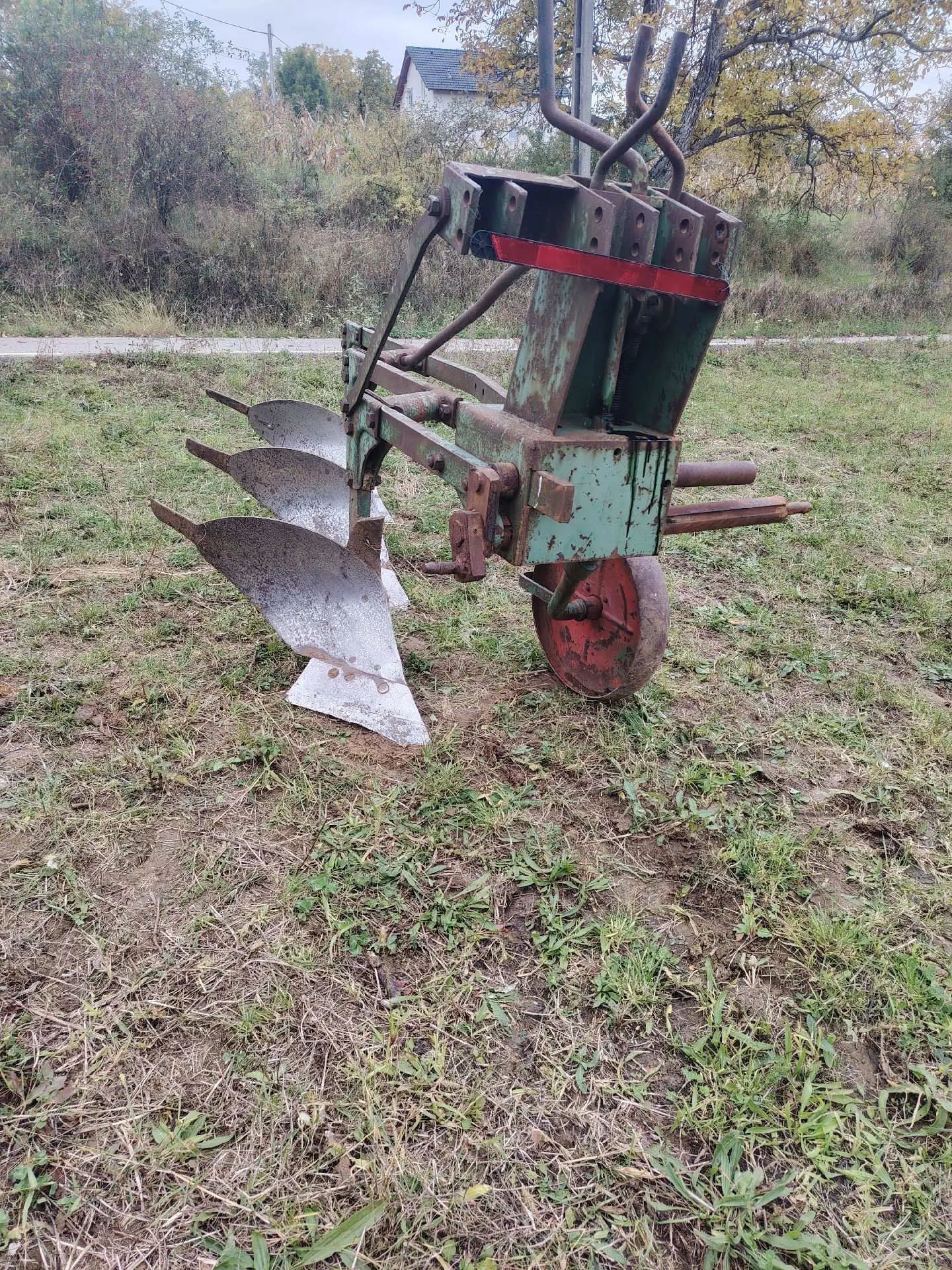 Imagine pentru vând plug după tractor
